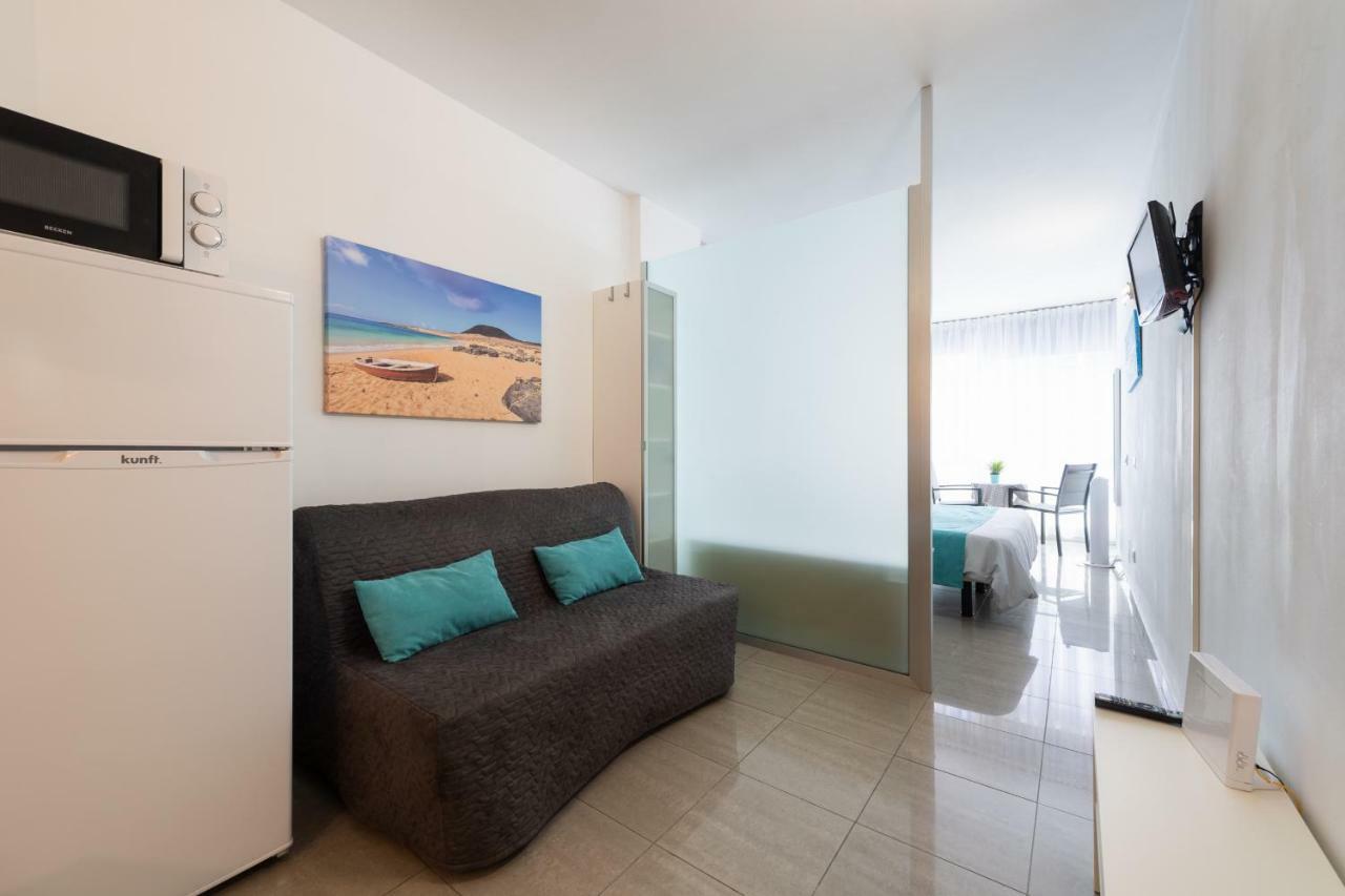1St Line Studio Las Canteras Beach - Wifi Apartment ลาสปัลมาส เด กรานคานาเรีย ภายนอก รูปภาพ